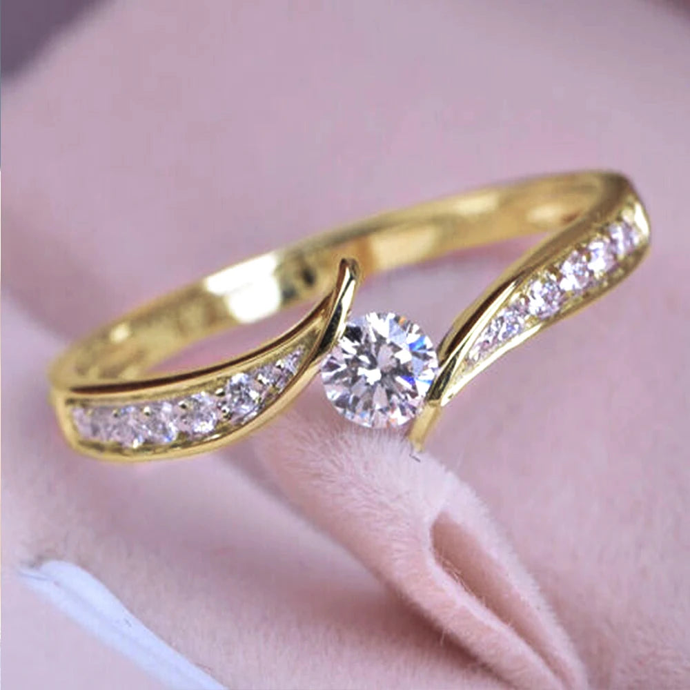 Huitan Minimalist Engagement Ring for Women – Round Cubic Zirconia | The Party Days | The Party Days