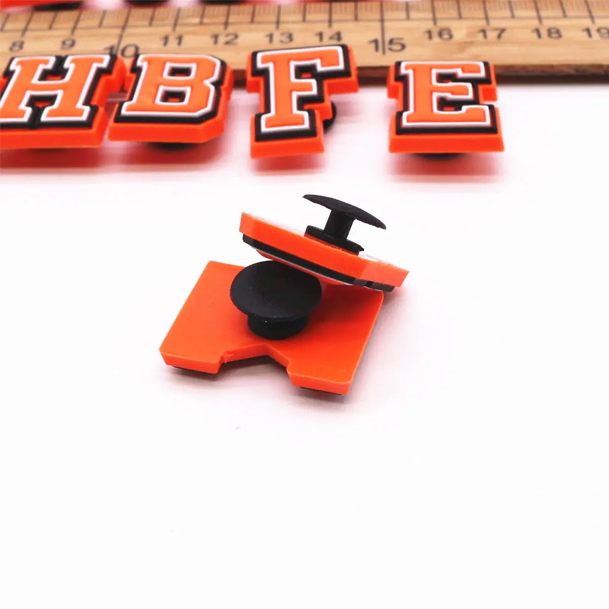 1pcs Fashion Orange Letters for Sandals