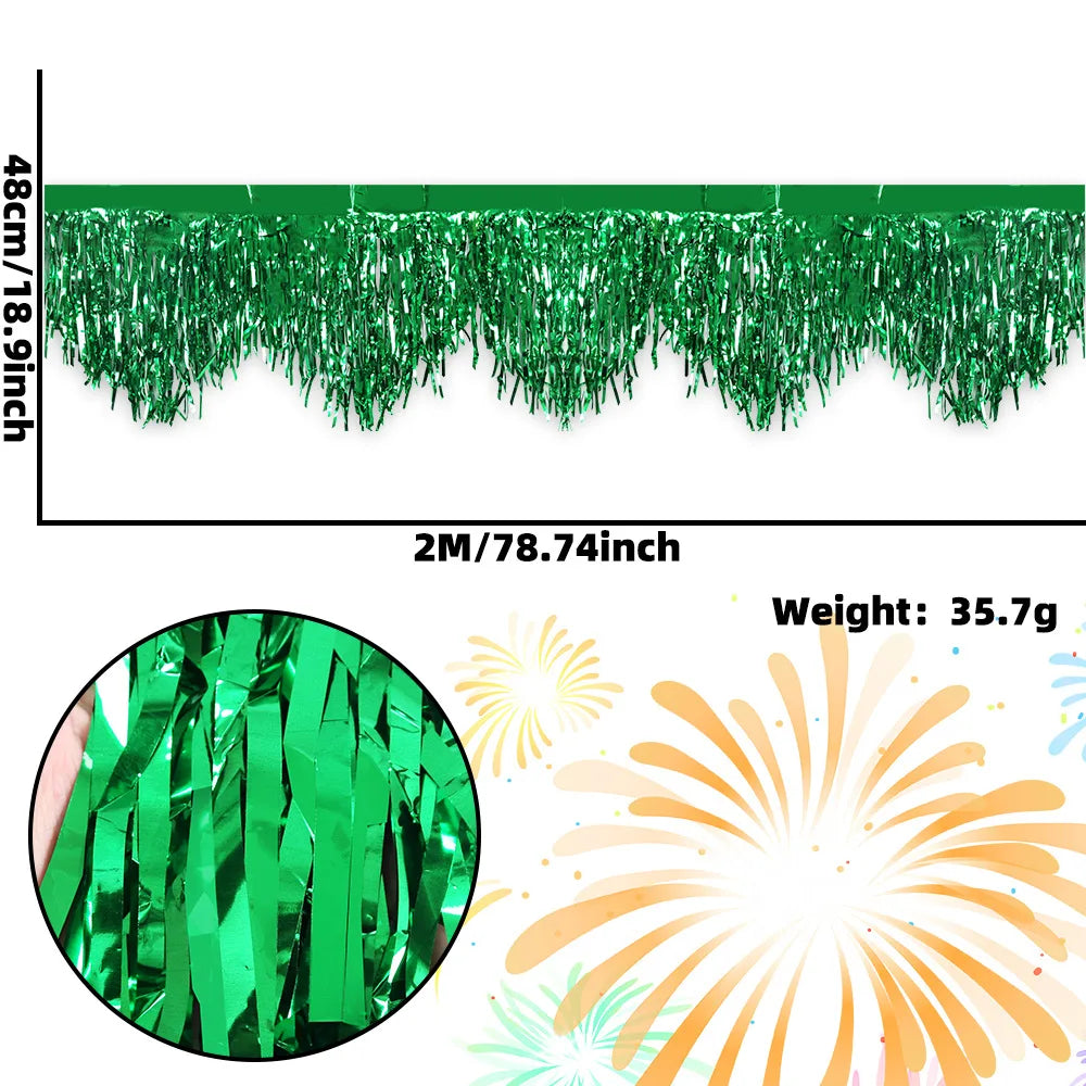 St. Patrick's Day Wavy Silk Rain Curtain 50x200cm – Green Party Banner – The Party Days | The Party Days